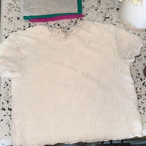 Chic White Textured Blouse